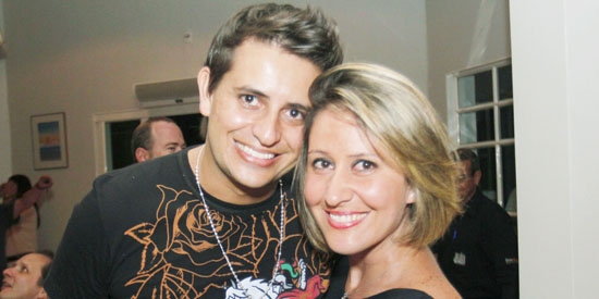 Élvis Gonçalves e Ana Luisa Sartori em barzinho da cidade na semana passada